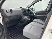 Citroen Berlingo 850 LX L1 90 ps HDi Panel Van - Air Con / Twin Side Loading Doors 17