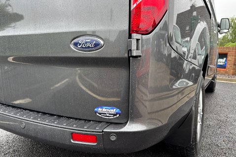 Ford Transit Custom 320 L1 Limited 170 ps Selectshift DCIV - Sat Nav / Adaptive Cruise 26