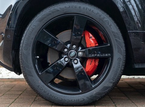 Land Rover Defender 110 X P400 10