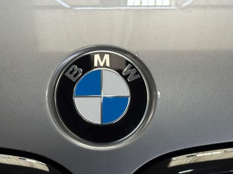 BMW 7 Series 4.4 750i M Sport xDrive Auto 4WD 4dr 21