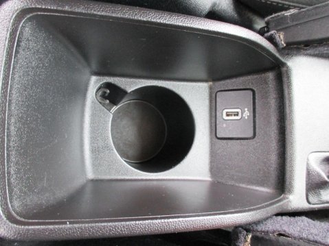 Ford Fiesta 1.1 Ti-VCT Zetec Euro 6 (s/s) 5dr 42