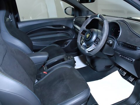 Abarth 500 114kW Turismo 42.2kWh 3dr Auto 20
