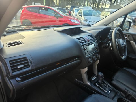 Subaru Forester I XT 11