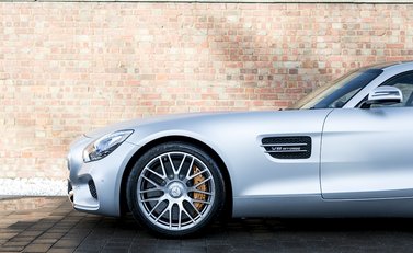 Mercedes-Benz Amg GT GT S 23
