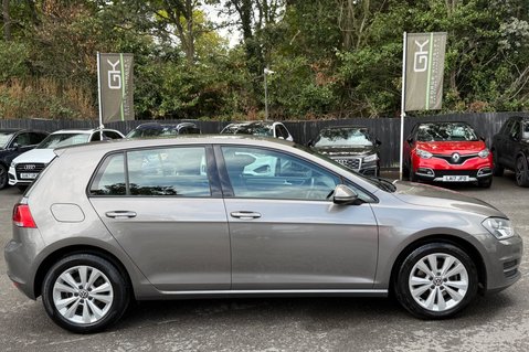 Volkswagen Golf SE TDI BMT -£20 ROAD TAX -1 OWNER -11 SERVICES -SATNAV -ADAPTIVE CRUISE 5