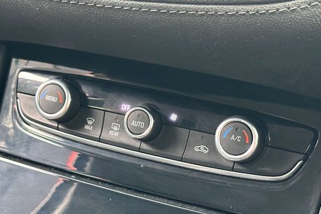 Vauxhall Grandland X 1.2 Turbo GPF Sport Nav SUV 5dr Petrol Manual Euro 6 (s/s) (130 ps) 31
