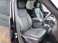 Land Rover Discovery 2026 COMMERCIAL DYNAMIC HSE STYLED BY SEEKER GENUINE REAR SEATS FITTED  13