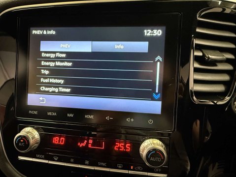 Mitsubishi Outlander 2.4 Outlander Exceed PHEV CVT 4WD 5dr 30