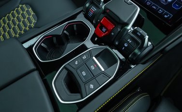 Lamborghini Urus S 25