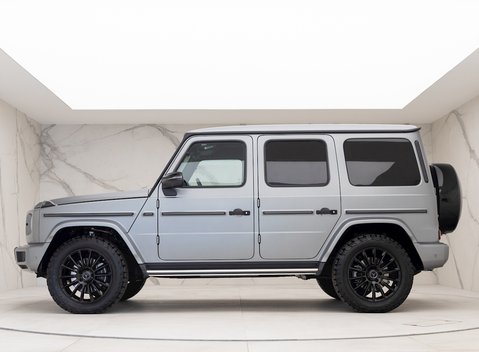 Mercedes-Benz G Series AMG Line Premium 2