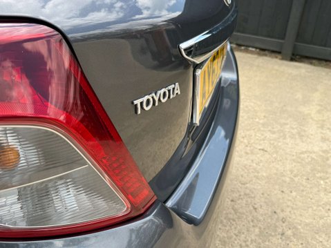 Toyota Yaris 1.3 Yaris TR VVT-i CVT 5dr 38