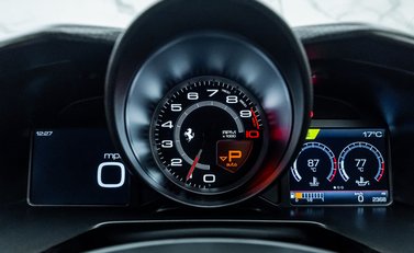 Ferrari 812 Competizione 17