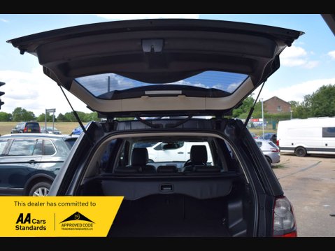 Land Rover Freelander 2.2 Freelander HSE SD4 Auto 4WD 5dr 29