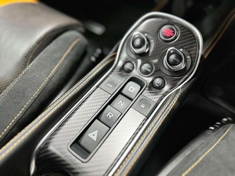 McLaren 570S 3.8 570s Coupe Semi-Auto 2dr 47