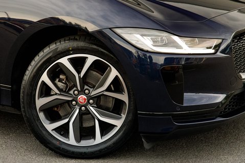 Jaguar I-Pace SE 12