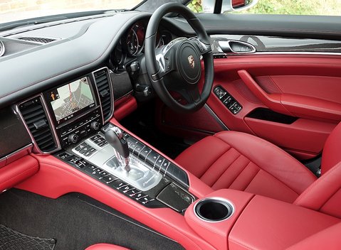 Porsche Panamera Turbo S 21