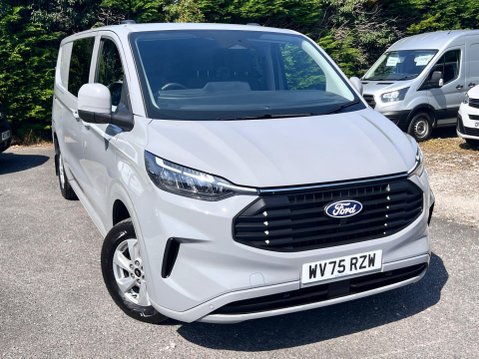 Ford Transit Custom 2.0 320 EcoBlue Limited Crew Van Auto L2 H1 Euro 6 (s/s) 5dr 9