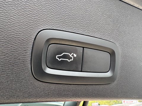 Volvo XC40 2.0 D3 Inscription Euro 6 (s/s) 5dr 38