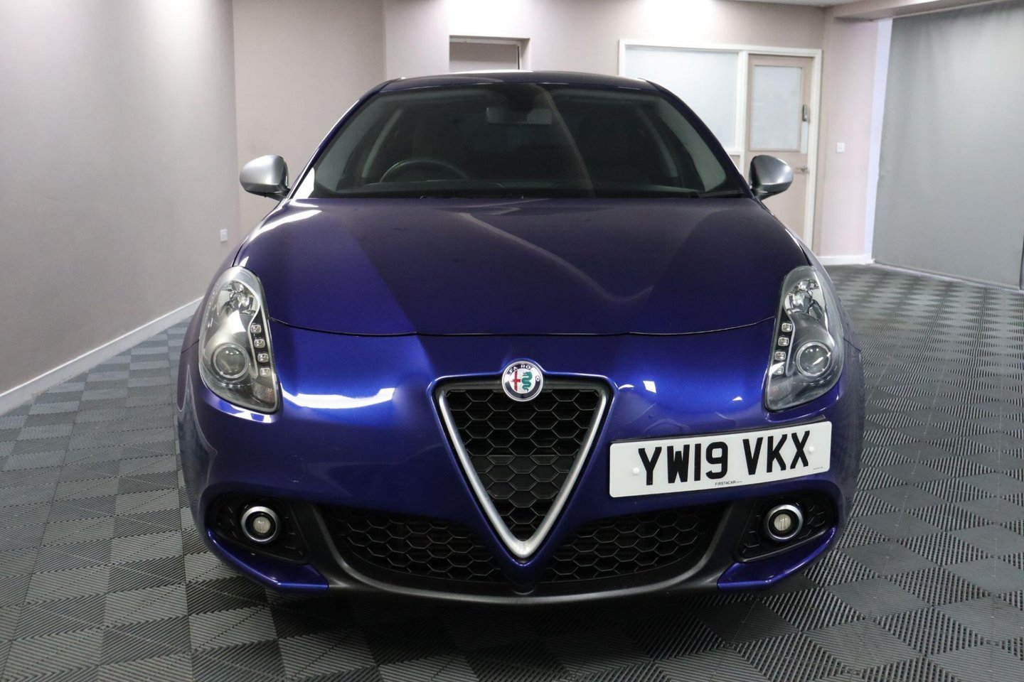 2019 Alfa Romeo Giulietta — image 2