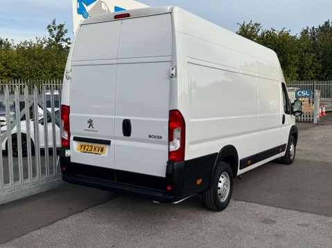 Peugeot Boxer 2.2 BlueHDi 435 Professional Premium + Panel Van 5dr Diesel Manual L4 H3 Eu 41