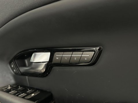 Land Rover Range Rover Evoque TD4 HSE DYNAMIC 32