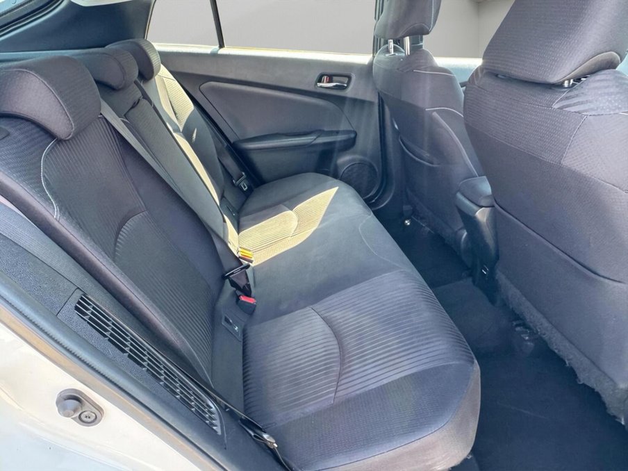 2021 Toyota Prius — image 36