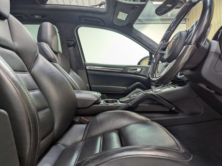Porsche Cayenne 4.8 Cayenne V8 T Tiptronic S 4WD 5dr 29