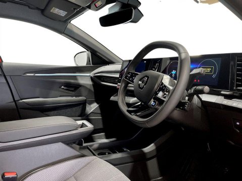 Renault Megane E-Tech 60kWh techno Hatchback 5dr Electric Auto (optimum charge) (220 ps) Alloys - 12