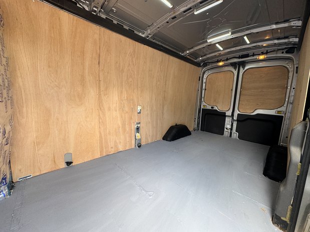 Ford Transit AUTO LWB L3H2 Medium Roof Leader 350 Air Con Alloys Cam EURO 6 11