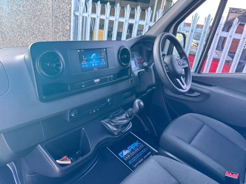Mercedes-Benz Sprinter 2.0 315 CDI Progressive Panel Van 5dr Diesel Manual FWD L2 H2 Euro 6 (s/s) 37