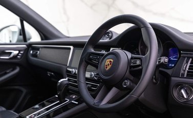 Porsche Macan 2.9T V6 GTS PDK 4WD Euro 6 (s/s) 5dr 5