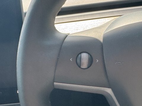 Tesla Model Y SUV 5dr Electric Auto RWD (346 ps) 13