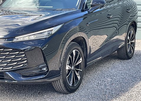MG HS 1.5 T-GDI HYBRID+ TROPHY 5