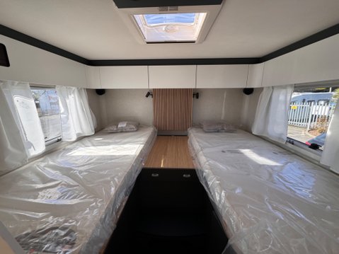 Pilote P720FGJ Selection 37