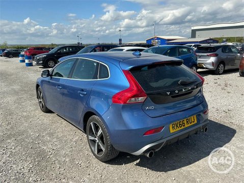 Volvo V40 2.0 D2 R-Design Euro 6 (s/s) 5dr 8