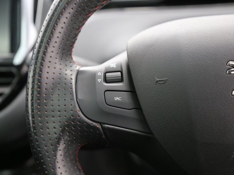Peugeot 2008 1.2 PureTech GPF GT Line Euro 6 (s/s) 5dr 11