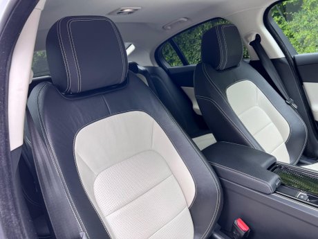 Jaguar XE 2.0i R-Sport Auto Euro 6 (s/s) 4dr 26
