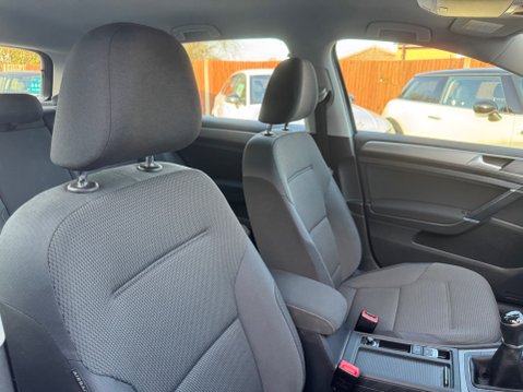 Volkswagen Golf SE TSI BLUEMOTION TECHNOLOGY 30