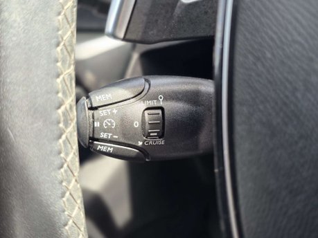 Peugeot 3008 1.2 PureTech Allure SUV 5dr Petrol EAT Euro 6 (s/s) (130 ps) 27