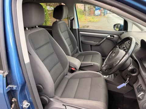 Volkswagen Touran 1.6 TDI BlueMotion Tech SE DSG Euro 5 (s/s) 5dr 23