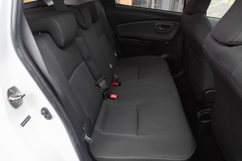 Toyota Yaris VVT-I DESIGN M-DRIVE S TSS 31