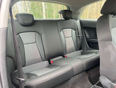 Audi A1 1.0 A1 Sport TFSI Semi-Auto 3dr 37