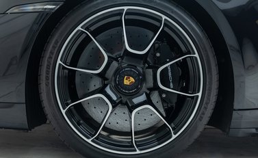 Porsche 911 Turbo S CABRIOLET (992) 33