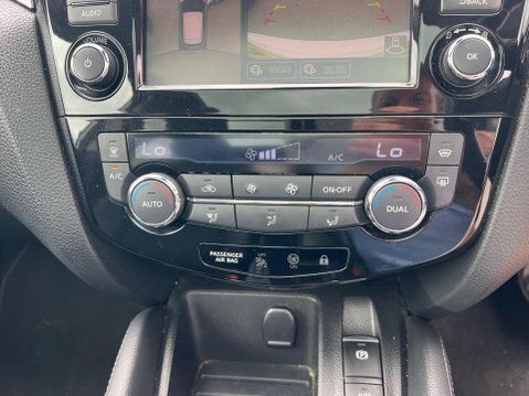 Nissan Qashqai 1.3 DIG-T Tekna DCT Auto Euro 6 (s/s) 5dr 39