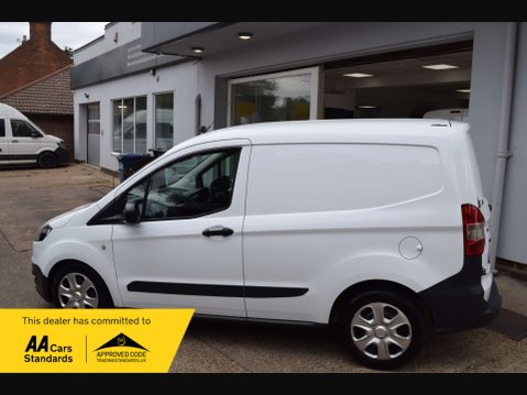 Ford Transit Courier 1.5 Transit Courier Base TDCi 6