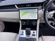 Jaguar F-Pace 2.0 D200 MHEV R-Dynamic Black Auto AWD Euro 6 (s/s) 5dr 25
