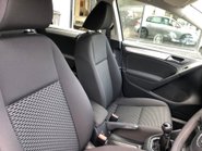 Volkswagen Golf 1.4 TWIST petrol manual, 1 owner, just 52,000m FSH with VW, ULEZ compliant 8