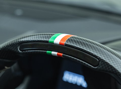 Ferrari GTC4 Lusso T 14