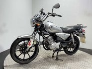 Yamaha YBR125 Custom 2012 ONLY 11K PROJECT BIKE SPARES OR REPAIR 125CC LEARNER 5