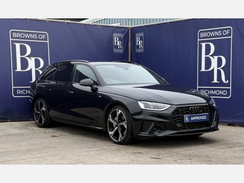 Audi A4 2.0 TFSI 40 Black Edition Estate 5dr Petrol S Tronic Euro 6 (s/s) (204 ps) 1